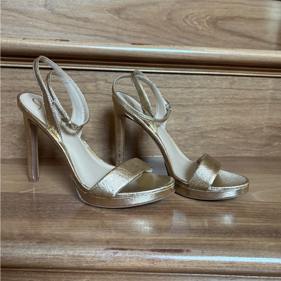 Sam Edelman Gold Strappy Heels NWT size 7.5 - Picture 1 of 8